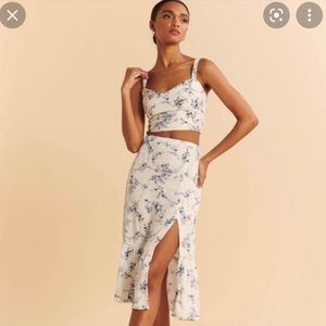 Abercrombie 2 piece white floral set
